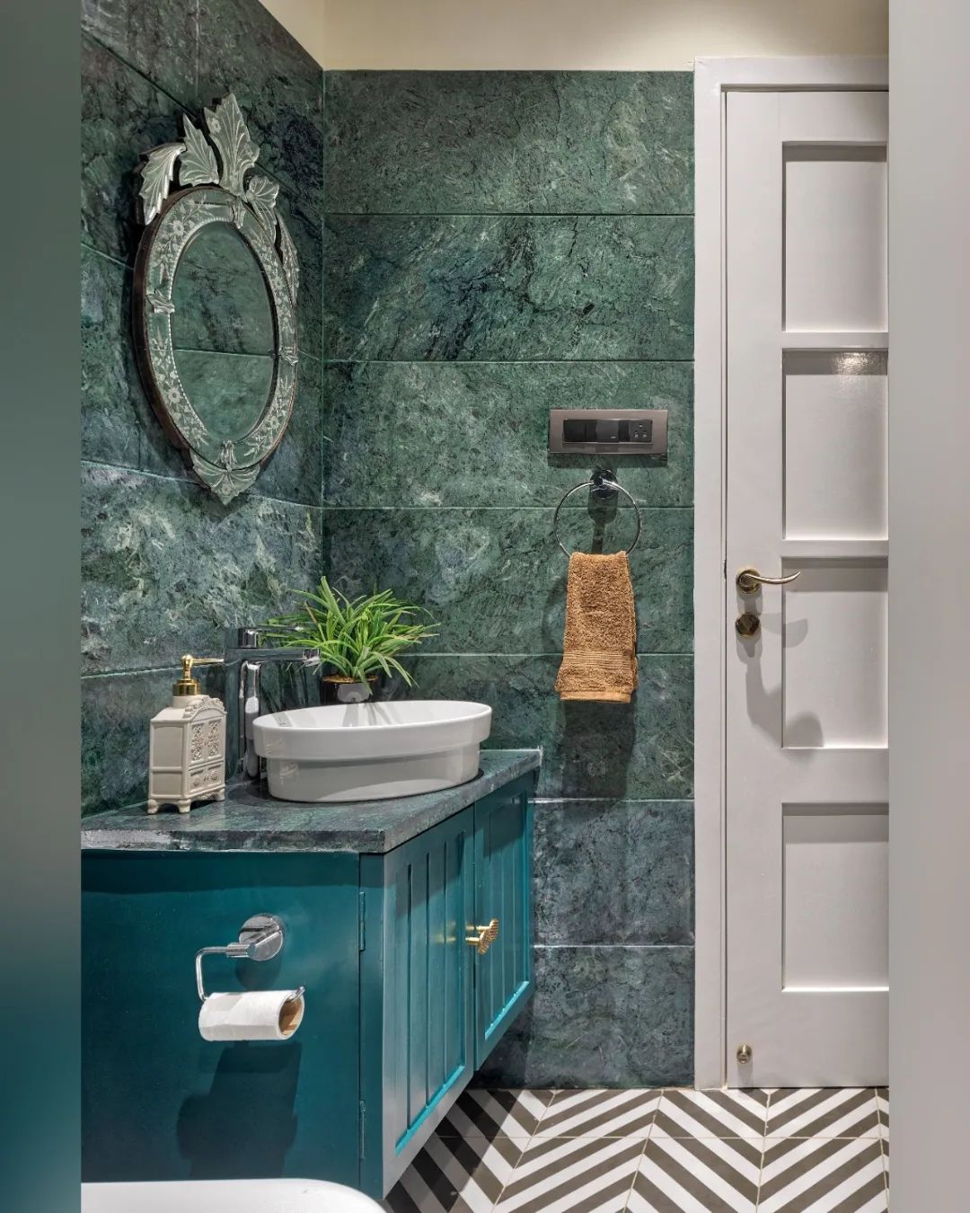 Housethome™ on Pinno: : "𝘽𝙤𝙙𝙝𝙞", 𝘼 𝘾𝙝𝙞𝙘 𝙈𝙤𝙙𝙚𝙧𝙣 𝙄𝙣𝙙𝙞𝙖𝙣 ...