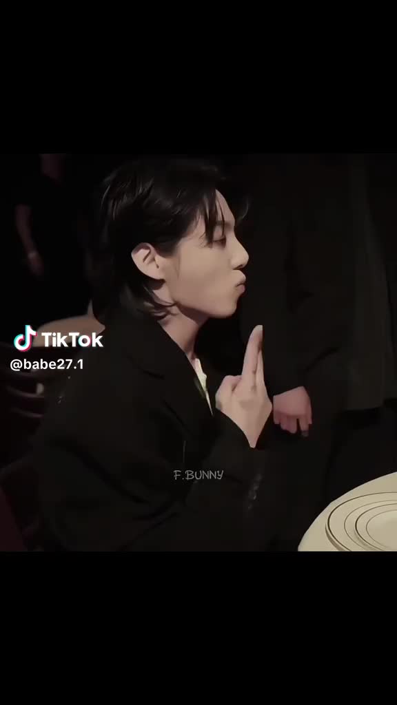 Video by `` jk on Pinno: 💜جونک کوک