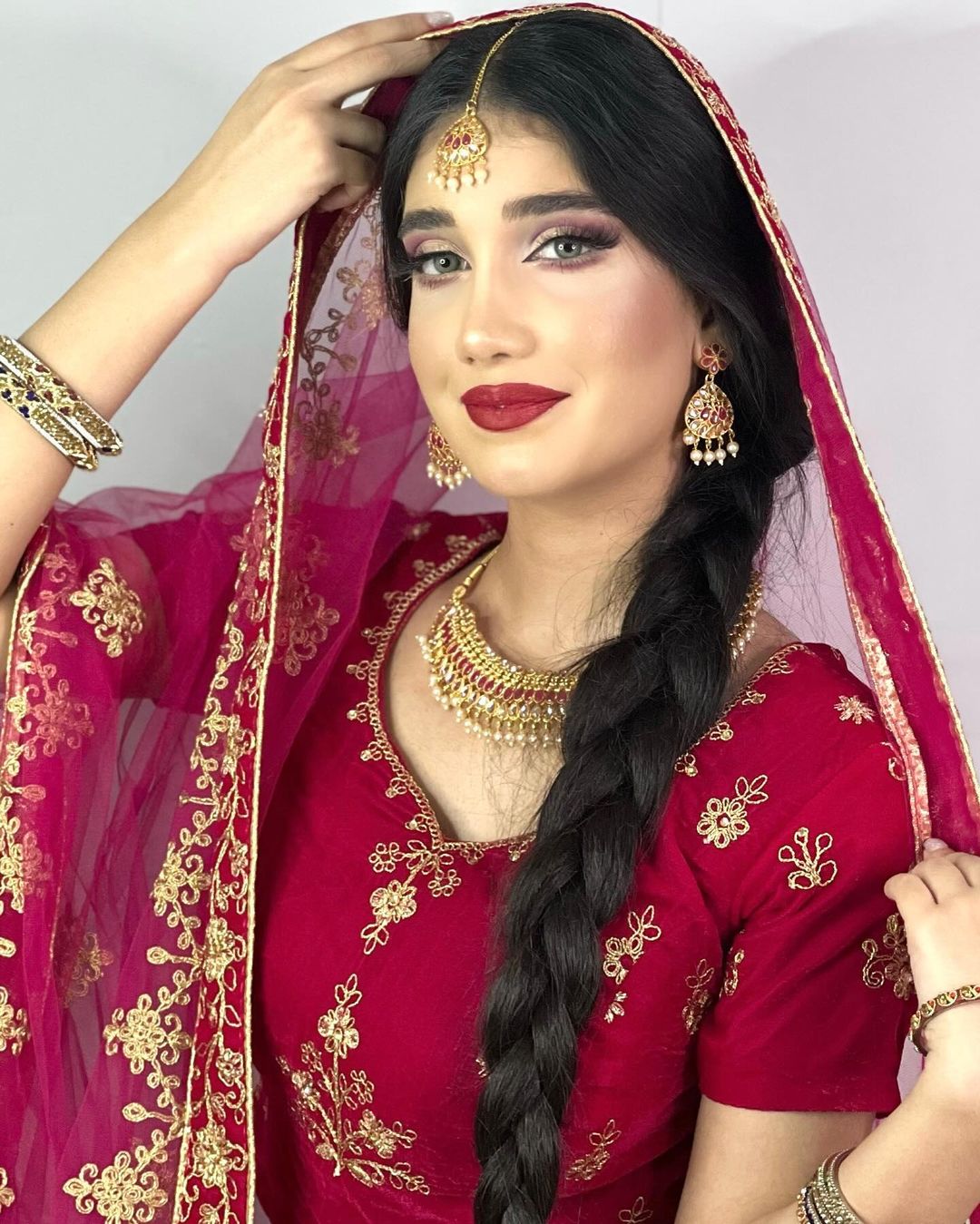arezoo-alipour-makeup-instagram-on-pinno