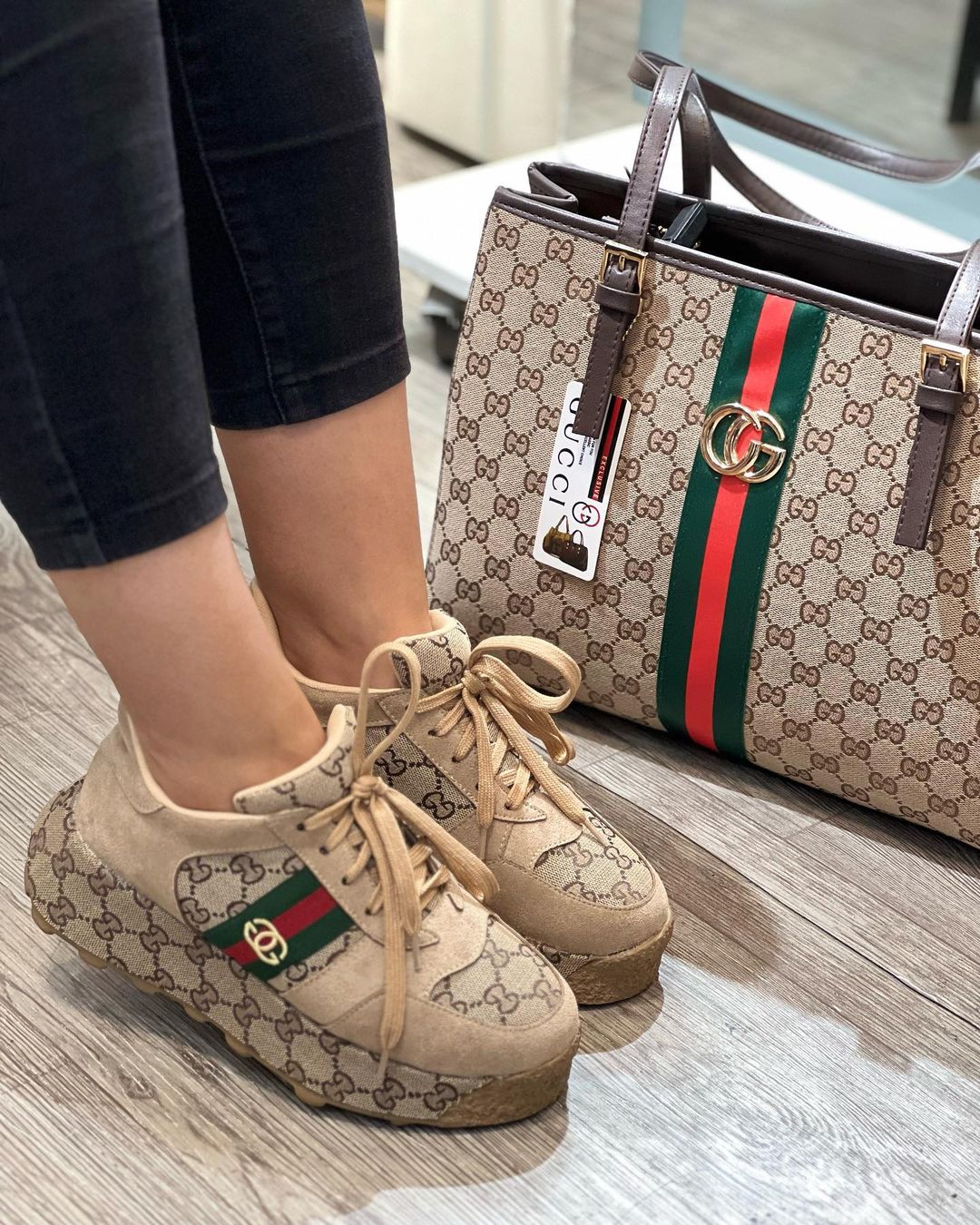 ⭐︎ گوچی on Pinno