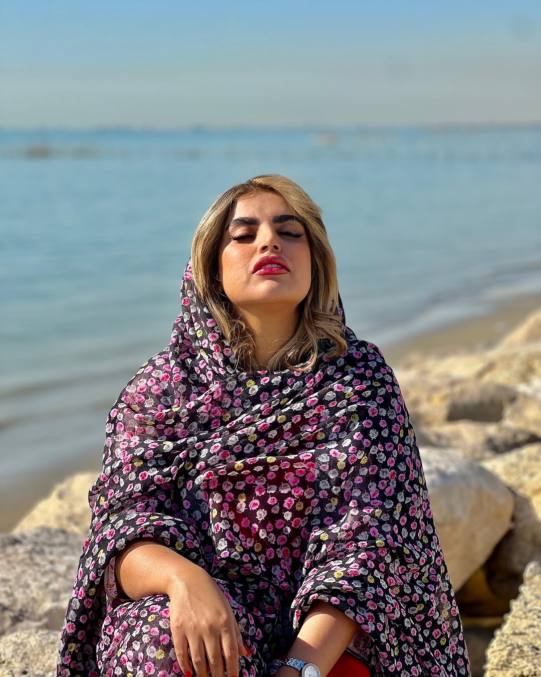 banoo.aftaab@instagram on Pinno: با این آهنگ بریم به خاطرات دور خوش صدا ...
