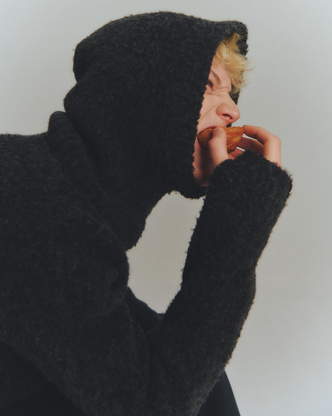 小物 VUJADE TERRA WOOL DISTRESSED BALACLAVA VUJADE TERRA WOOL DISTRESSED BALACLAVAVujade terra wool knit
