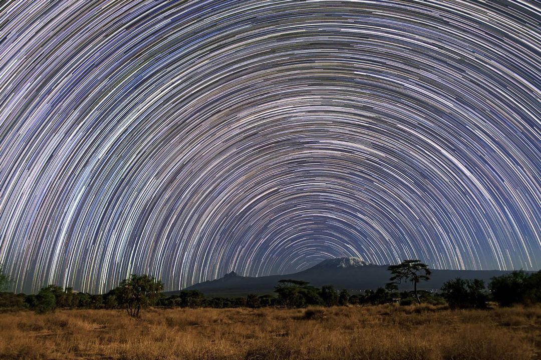 Babak Tafreshi on Pinno: “Kilimanjaro and Beyond”. A time-exposur...