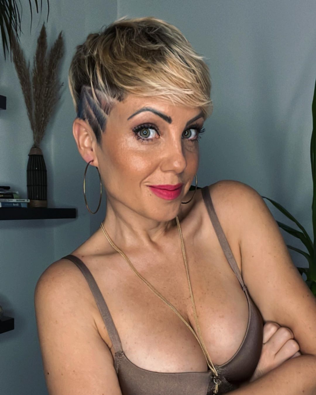 Chica_pixiestyle