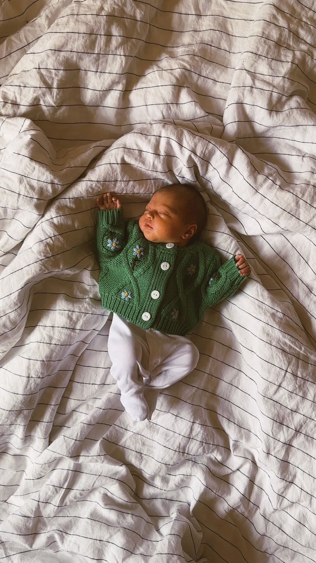 zoesugginstagram on Pinno Just in time for Christmas! Novie Nell