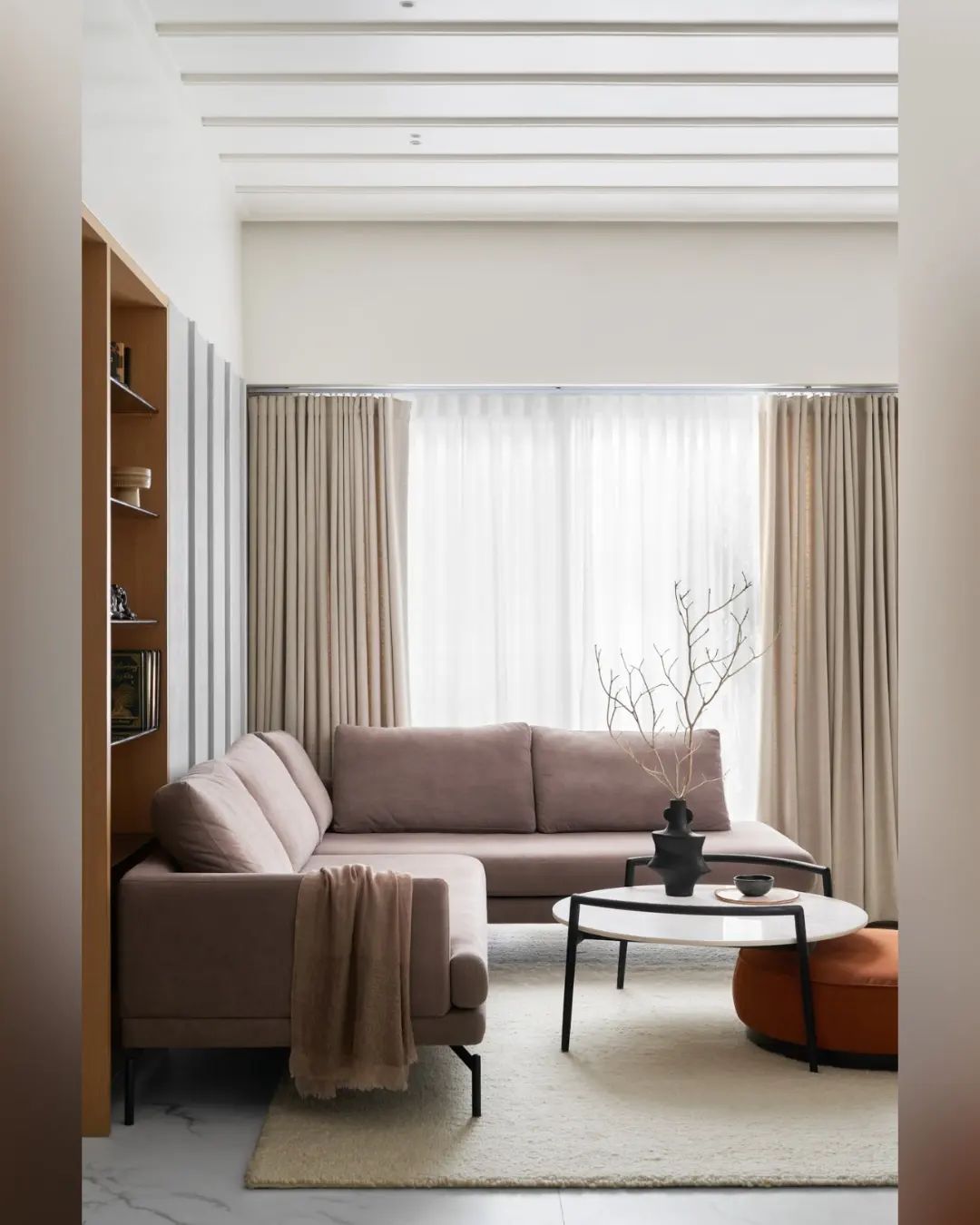 housethome@instagram on Pinno: : 𝘛𝘩𝘦 1,200 𝘴𝘲𝘧𝘵, "𝙃𝙤𝙪𝙨𝙚 𝙤𝙛 𝙒𝙝𝙞𝙨𝙥𝙚𝙧𝙞𝙣𝙜 ...