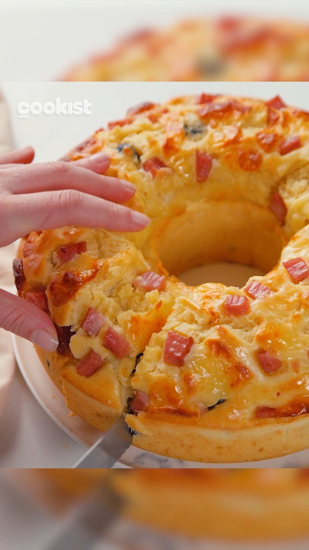 Video by Cookist Wow on Pinno: Here's the perfect recipe to clear o...