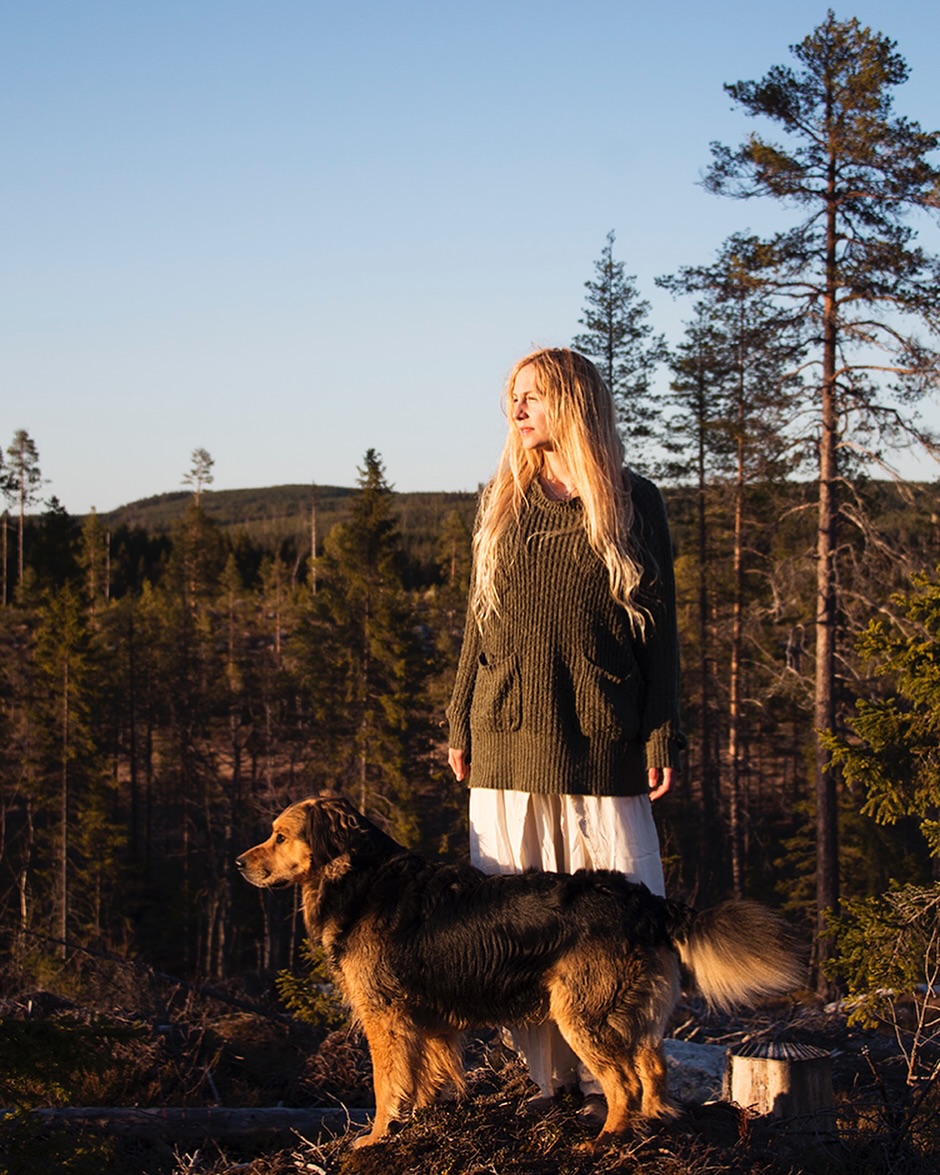jonnajinton-instagram-on-pinno-nanook-august-21-2010-may