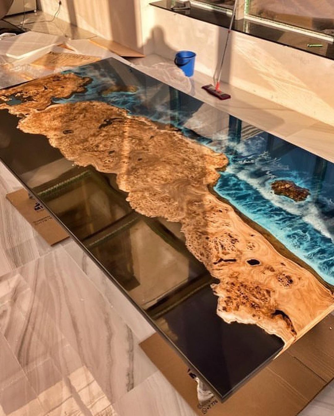 How to Make an Epoxy Resin River Table — BALTIC DAY