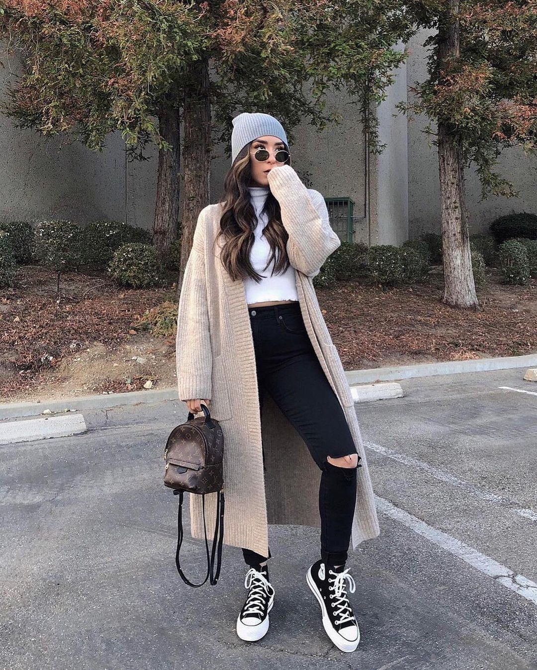 American Style on Instagram: 7 Autumn outfit ideas by @thanyaw  #americanstyle #ootd #style #fashion #onlineshopping #falllook #fallfashion  #falloutfit #outfit …