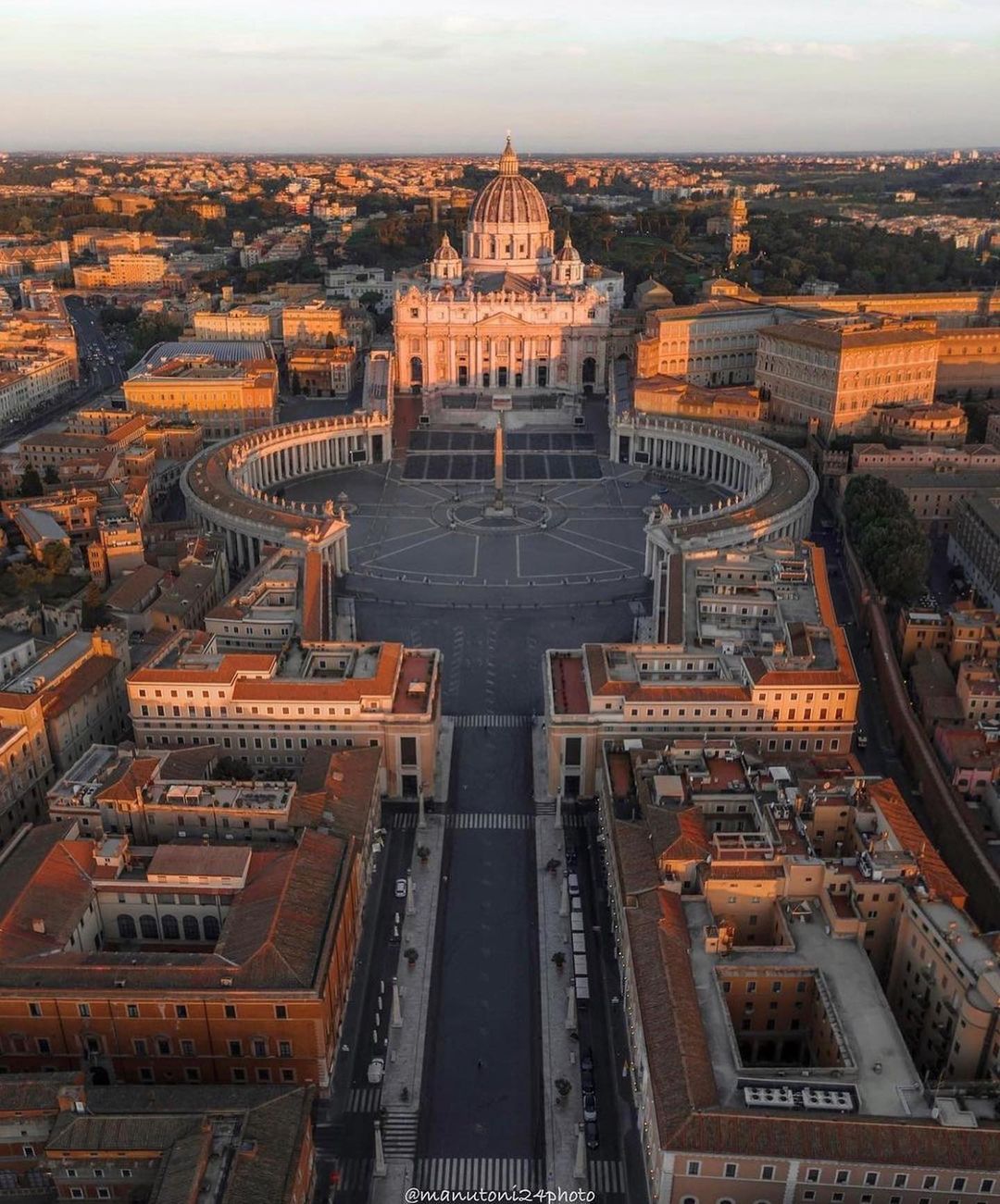 italian.passion@instagram on Pinno: Rome looks super magical through ...