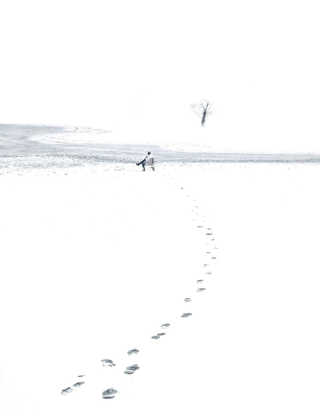 زنجانیلار on Pinno: Gholabar dam Zanjan covered in snow | ©B...