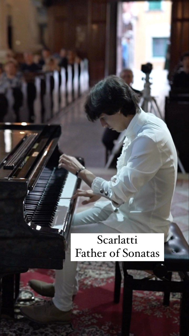 pianoworldwide@instagram on Pinno: @matej_jovanovic_pianist@instagram ...