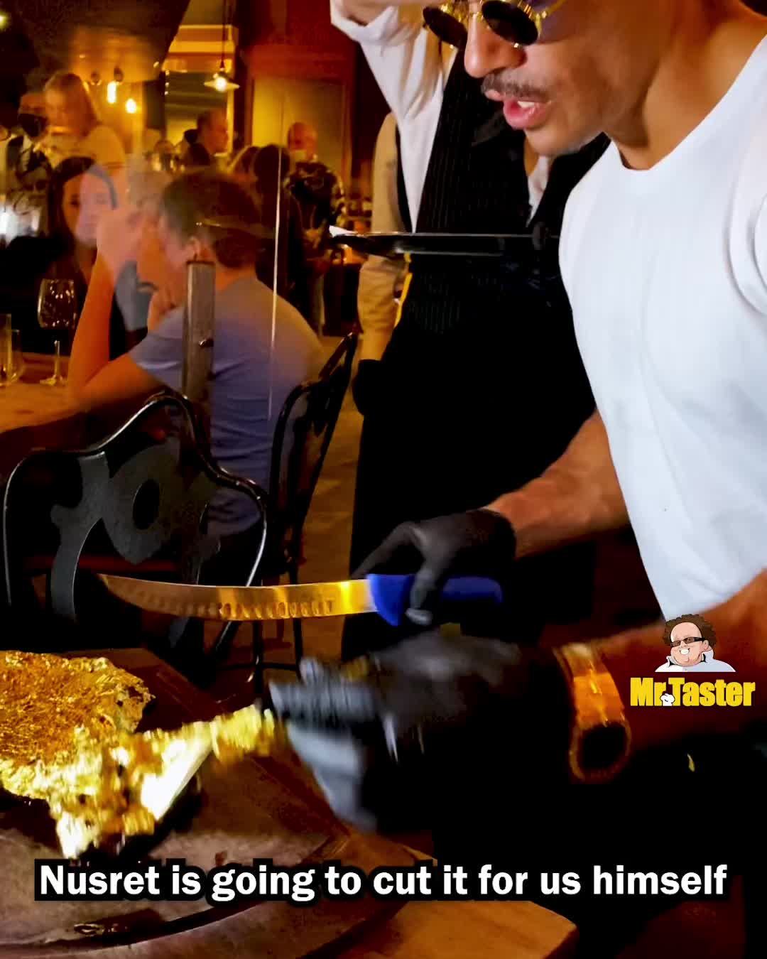 mr.taster@tiktok on Pinno: Saltbae’s 24k Gold steak in Nusret’s res...